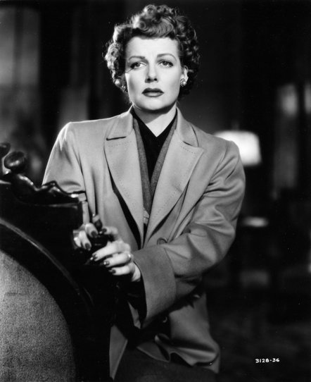 Woman on the Run_013_sm